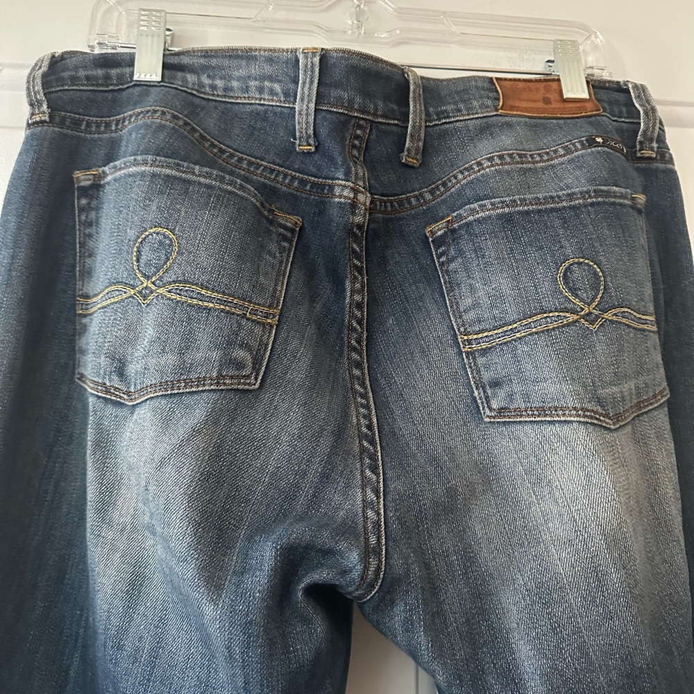 Lucky Brand Low Rise Jeans Sofia Boot. Size 12/31 long. - Picture 13 of 16